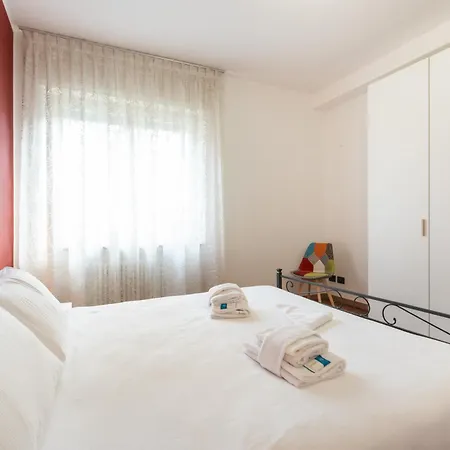 Al Colonnato - Vicinissimo Al Centro, Ideale Per Famiglie E Gruppi Di Amici Apartament *