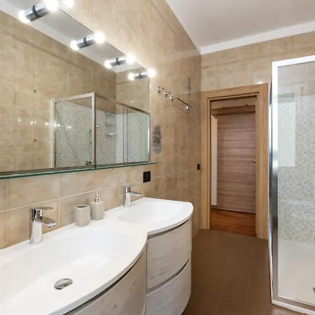 Al Colonnato - Vicinissimo Al Centro, Ideale Per Famiglie E Gruppi Di Amici Apartament *
